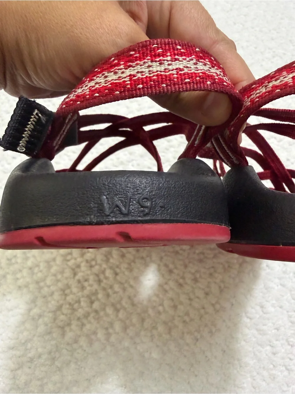 Chaco ZX/2 Red Classic Outdoor Sandals Hiking Summer Women’s Size 9